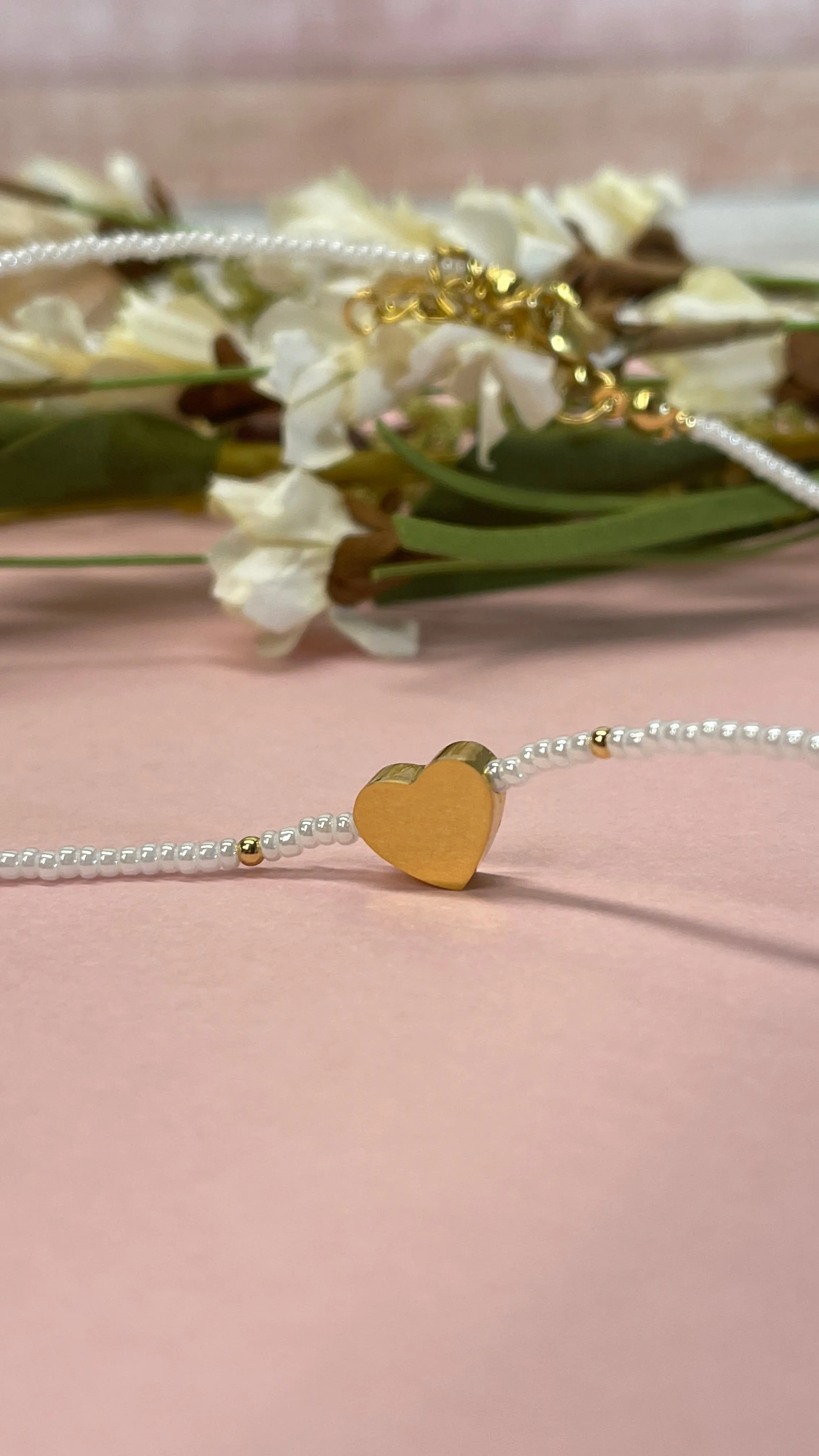 Amorío Chocker Necklace