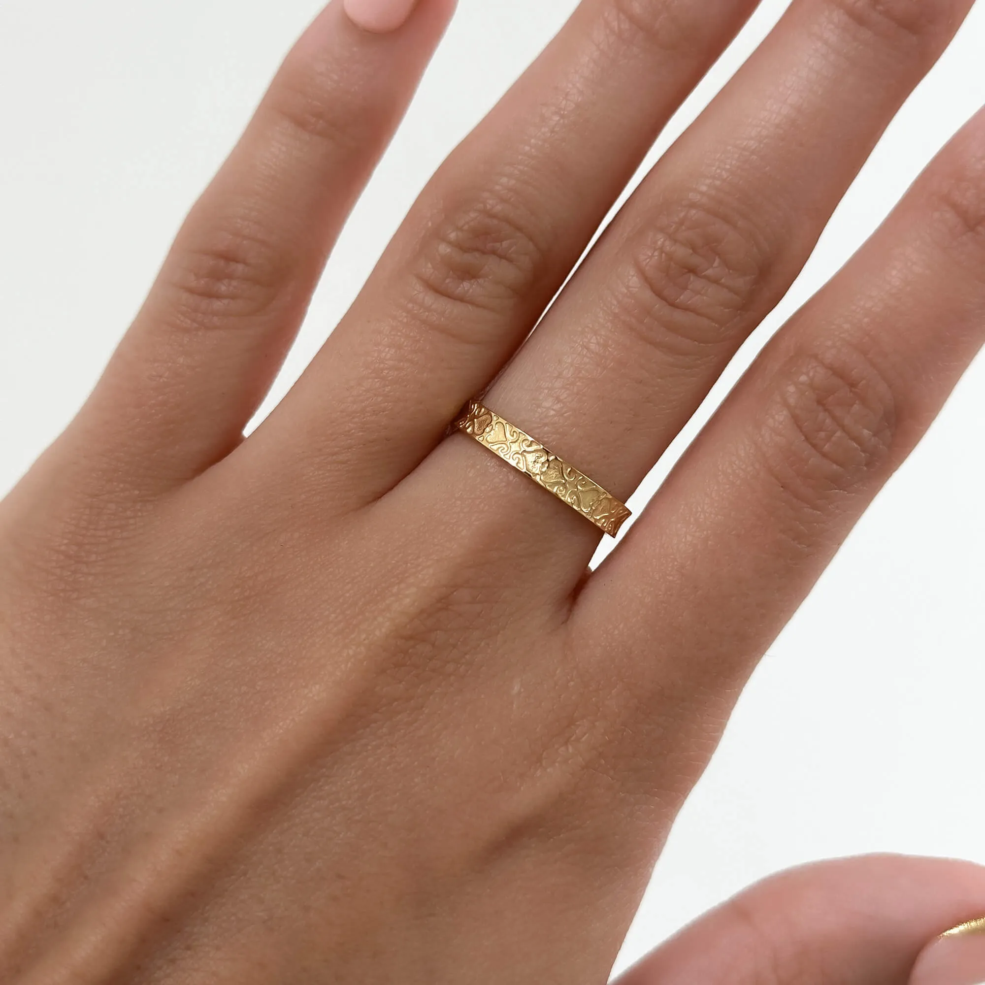 Aurora Celtic Pattern Ring