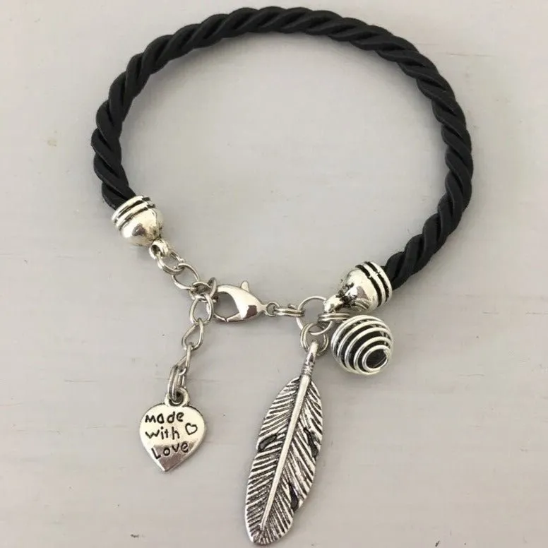 Clover Black Diffuser Bracelet | Diffuser Bracelet | Diffuser Jewelry | Perfume Diffuser jewelry | Pearl Perfume Bracelet | Essential Oils Diffuser