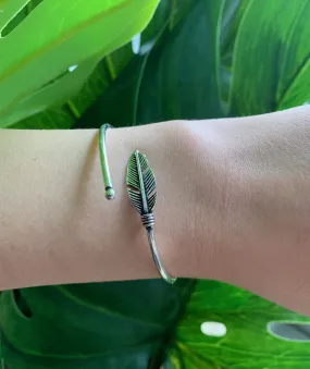 Curl Up Feather Bangle Bracelet