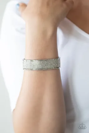 Paparazzi Bracelet ~ Cant Believe Your ICE - White