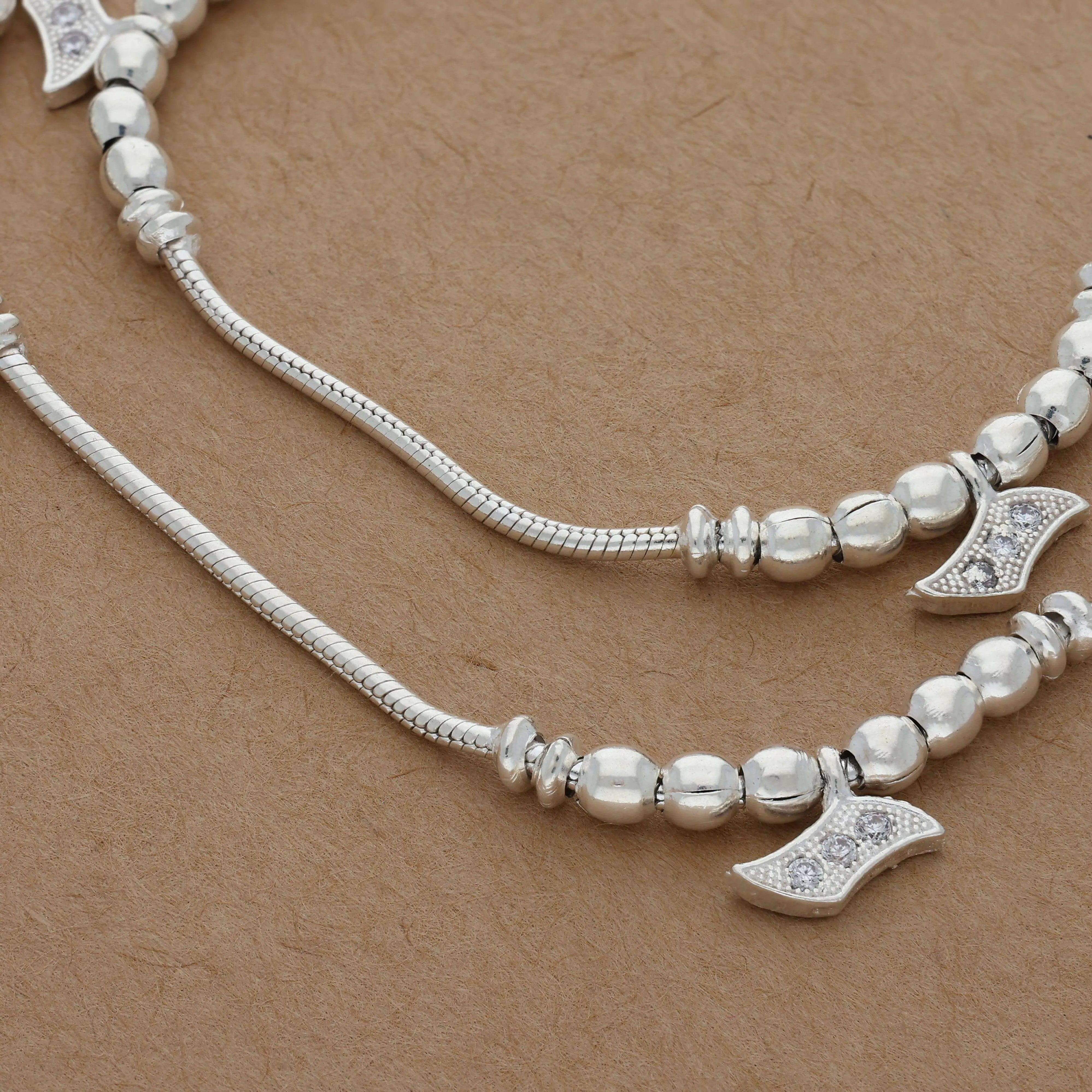 Radiant Classic Silver Anklet