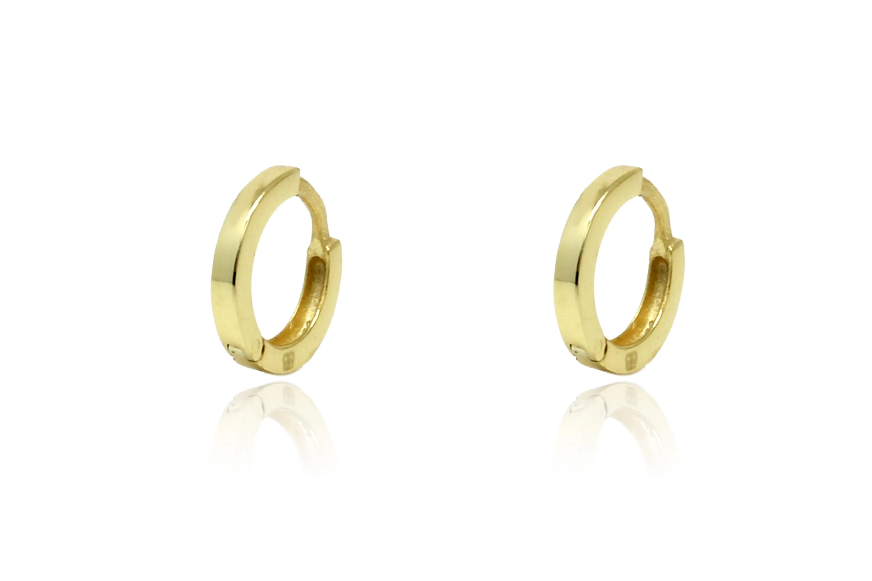 Reddy Plain Sterling Silver Hoop Huggies