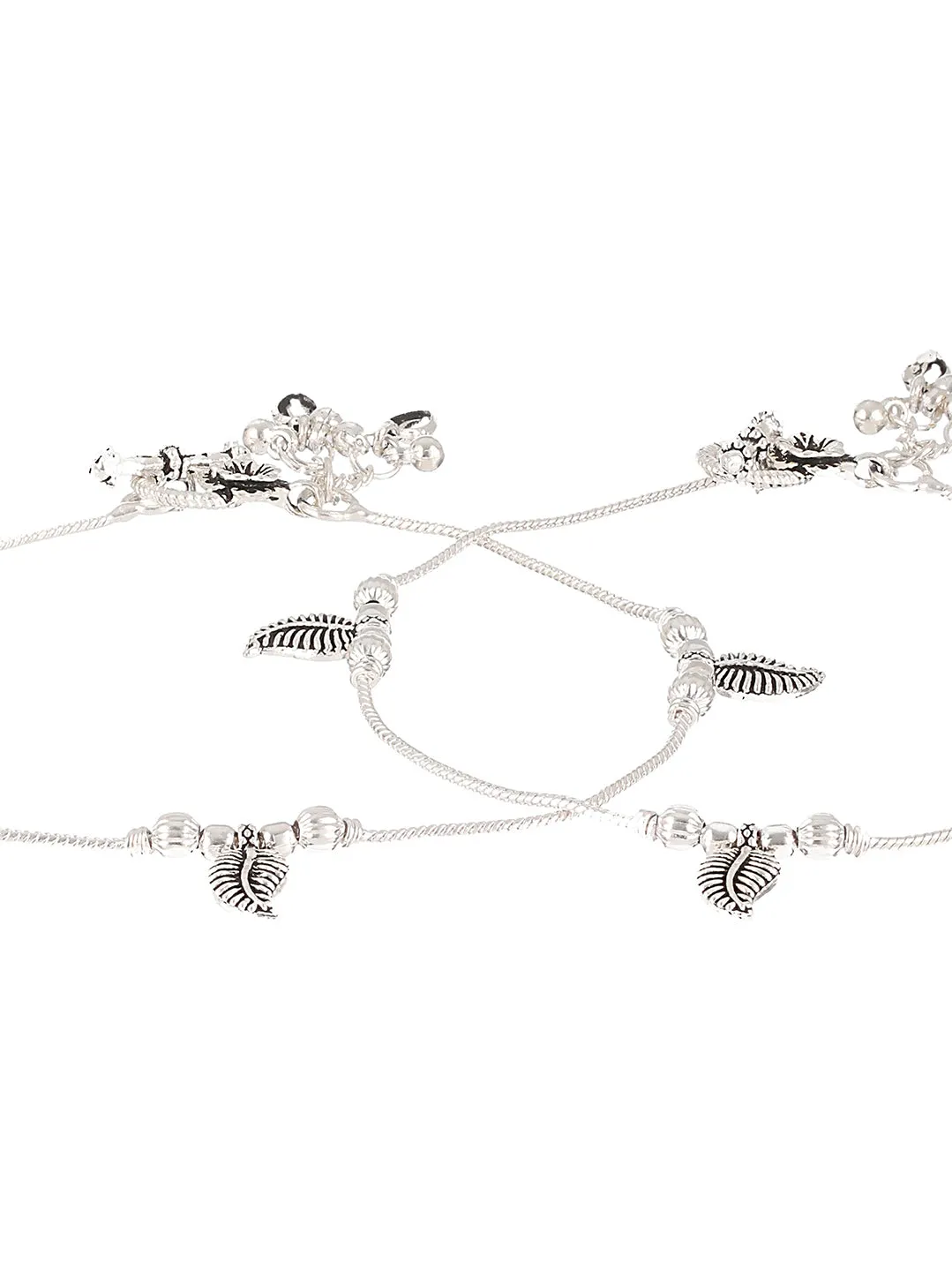 Set Of 2 Silver-Plated Leaf Shaped With Ghungroo Detail Anklets