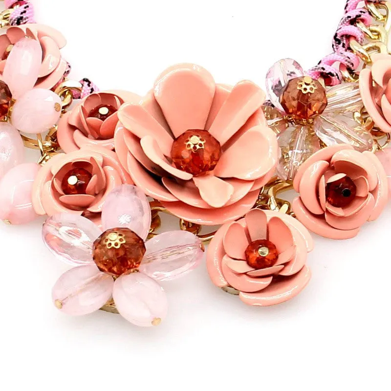 Women Charm Metal Flower Necklace Fashion Gold Chain Multicolor Beads Collar Chokers Maxi Necklaces & Pendant Statement Jewelry